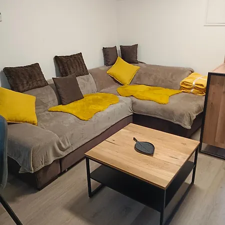 Ferienhaus Apartmanovy Dom Kocka *