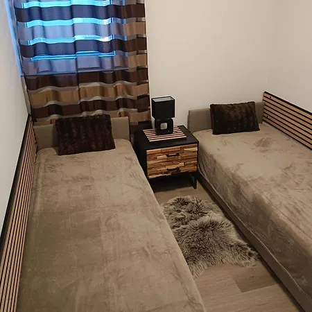 Apartmanovy Dom Kocka * Sastin-Straze