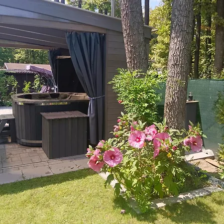 Apartmanovy Dom Kocka Feriehus Sastin-Straze