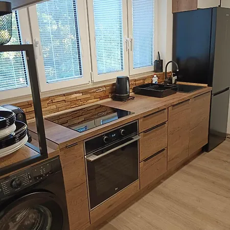 Apartmanovy Dom Kocka Feriehus Sastin-Straze